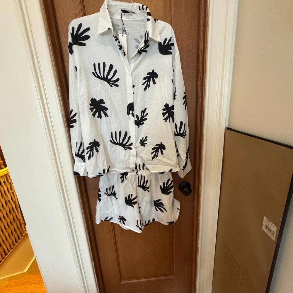 NWT Black and White Patterned Shirt and short set